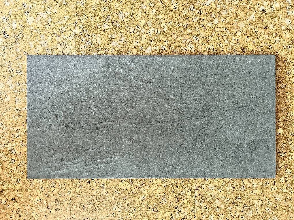 Rivestimenti per pavimenti: Bodenfliesen grau, neu – Nuovo (secondo la descrizione) da St. Gallen venduto da landarenca