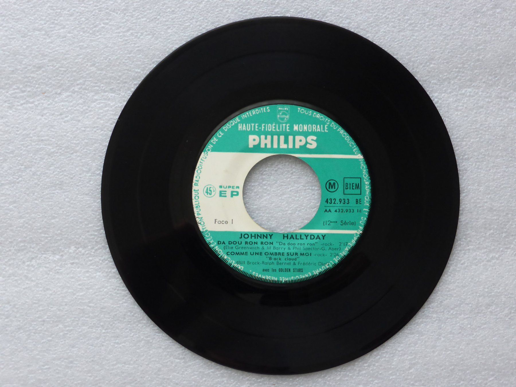Dischi in vinile: Vinyl Single   EP  JOHNNY HALLYDAY – Usato da Küssnacht am Rigi venduto da Mondkinder 1