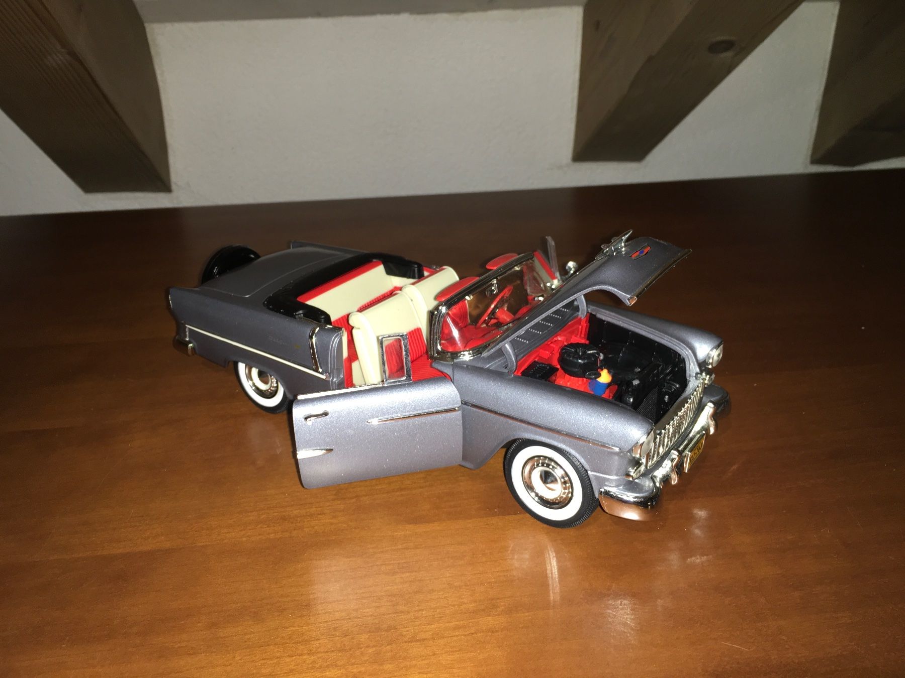 Chevrolet Modellini d'auto: 1955 Chevrolet Bel Air 1/18 – Usato da Wohlen AG venduto da PrivatSammlung 2