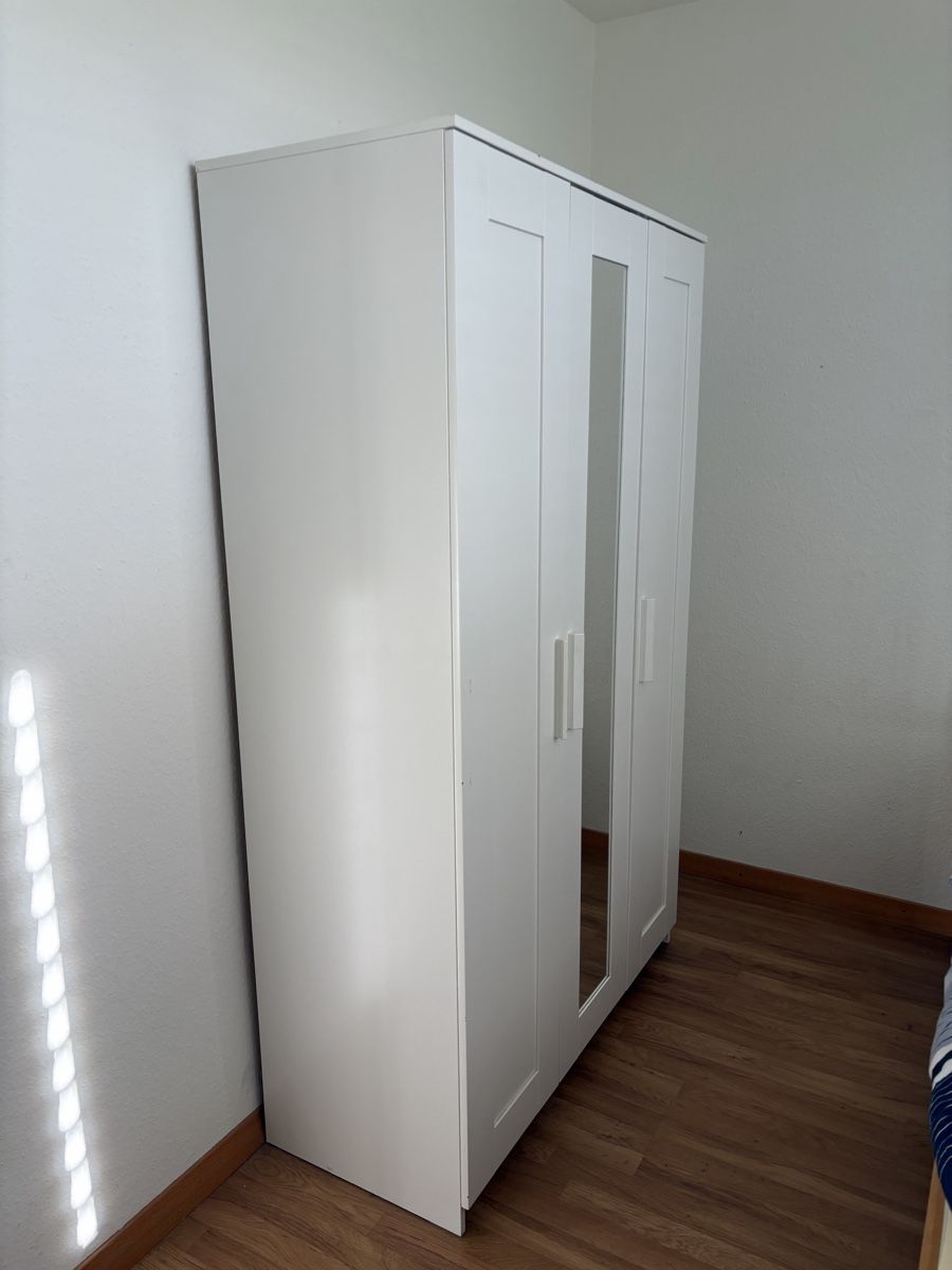 Schränke: Armoire blanche -Ikea – Gebraucht aus Plan-les-Ouates von ariana.stl 3
