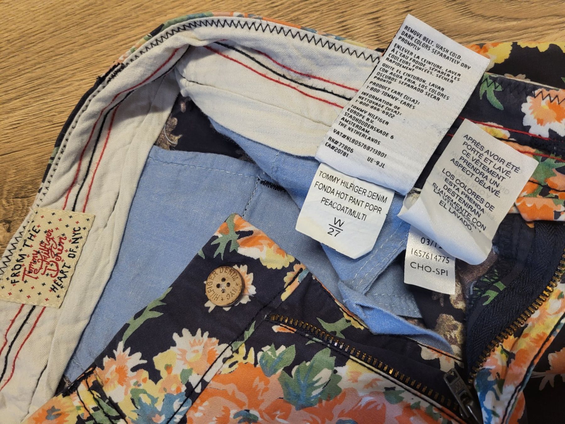 Tommy Hilfiger Hosen: Tommy Hilfiger Short Gr.27 – Gebraucht aus Lindau von Seepferd33 2