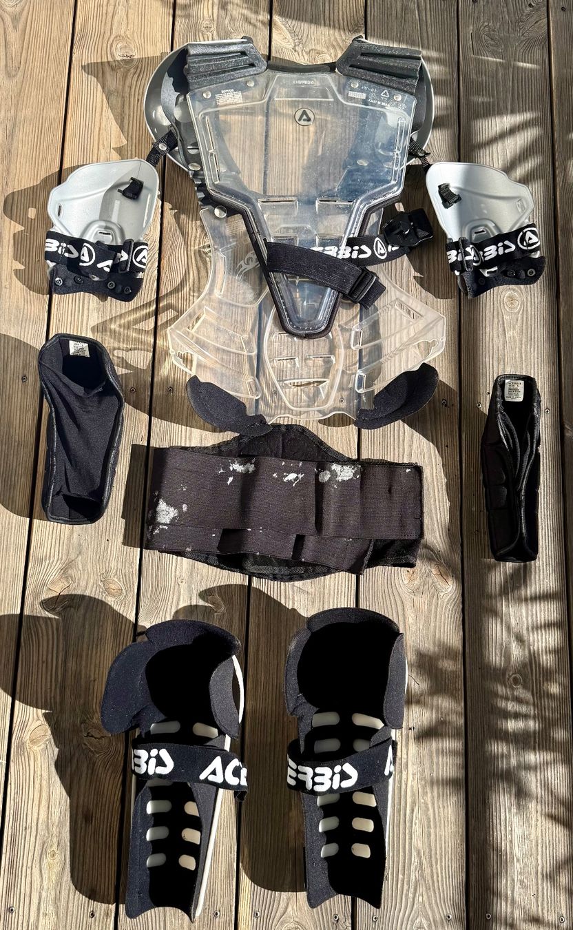 Acerbis Protezioni & Imbottiture: Protections anatomiques ACERBIS Profile 03 – Usato da La Tour-de-Peilz venduto da 3RST 1