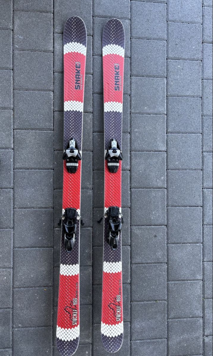 Stöckli Skis: Freestyle Ski Stöckli Snake Corall – Gebraucht aus Goldau von Hagi69