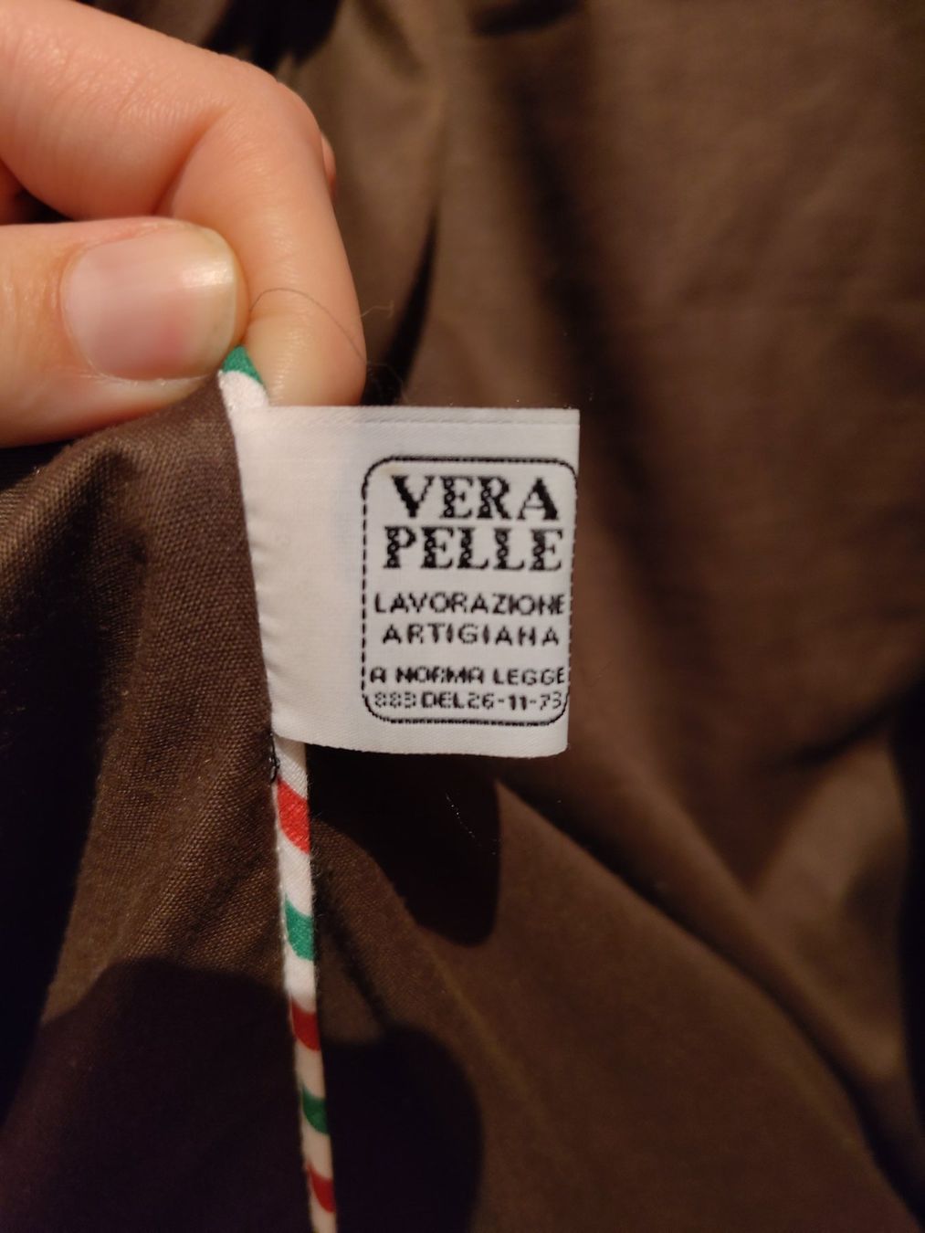 Vera Pelle Giacche: Lederjacke – Usato da Bern venduto da Linii 5