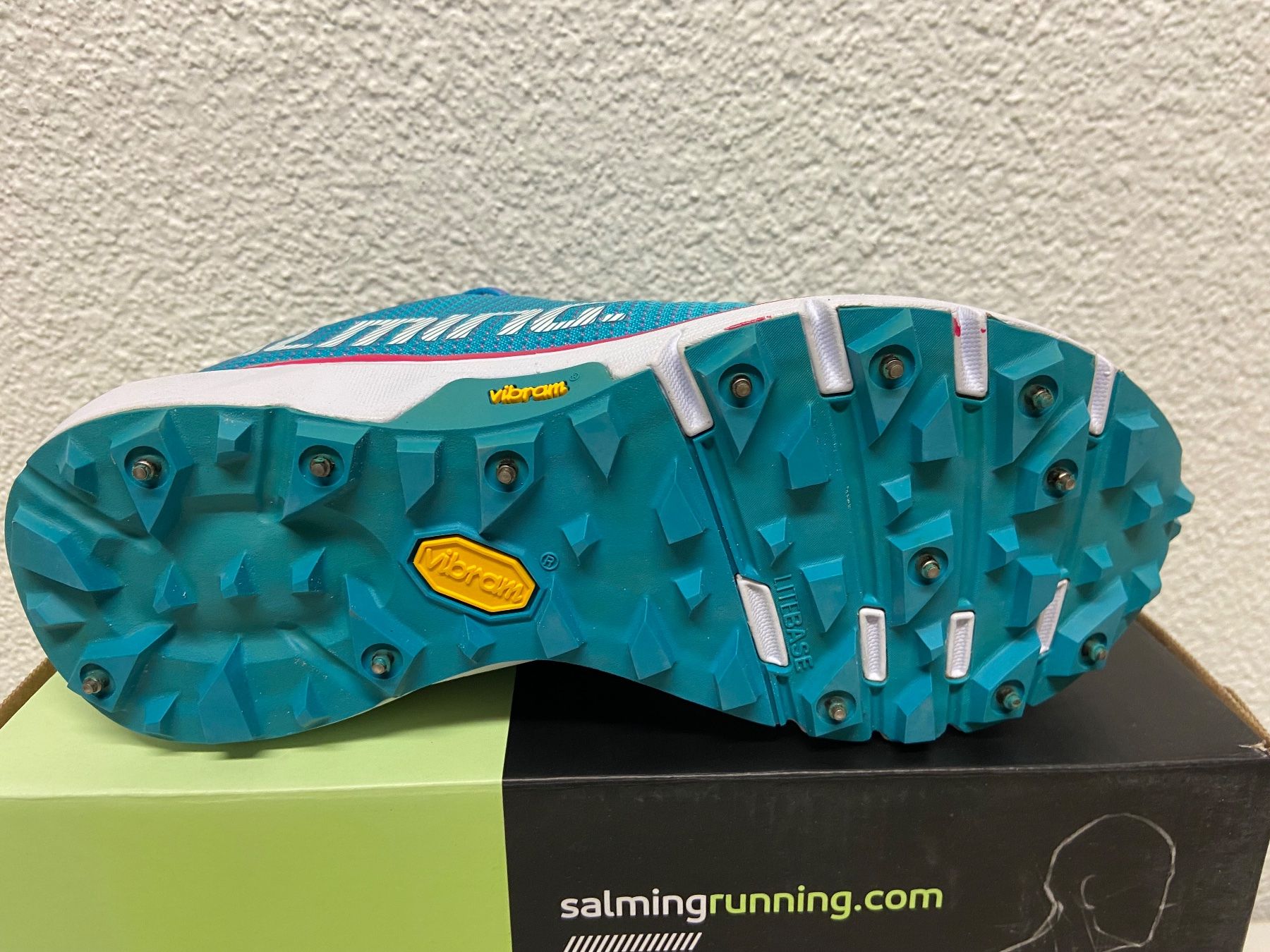 Scarpe da donna: DAMEN SALMING ISPIKE   GRÖSSE  38  INNENSOHLE  24 CM – Nuovo e nell'imballaggio originale da Zürich venduto da LIQUIDATOR.CP 1