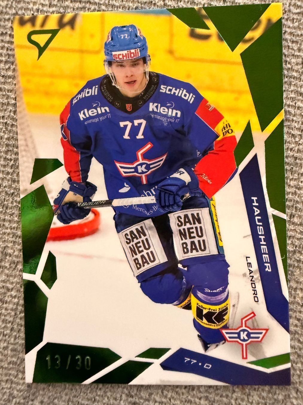 Sportzoo Carte collezionabili: Leandro Hausheer - Kloten - green parallel - 13/30 – Nuovo (secondo la descrizione) da Cheyres venduto da KeK04