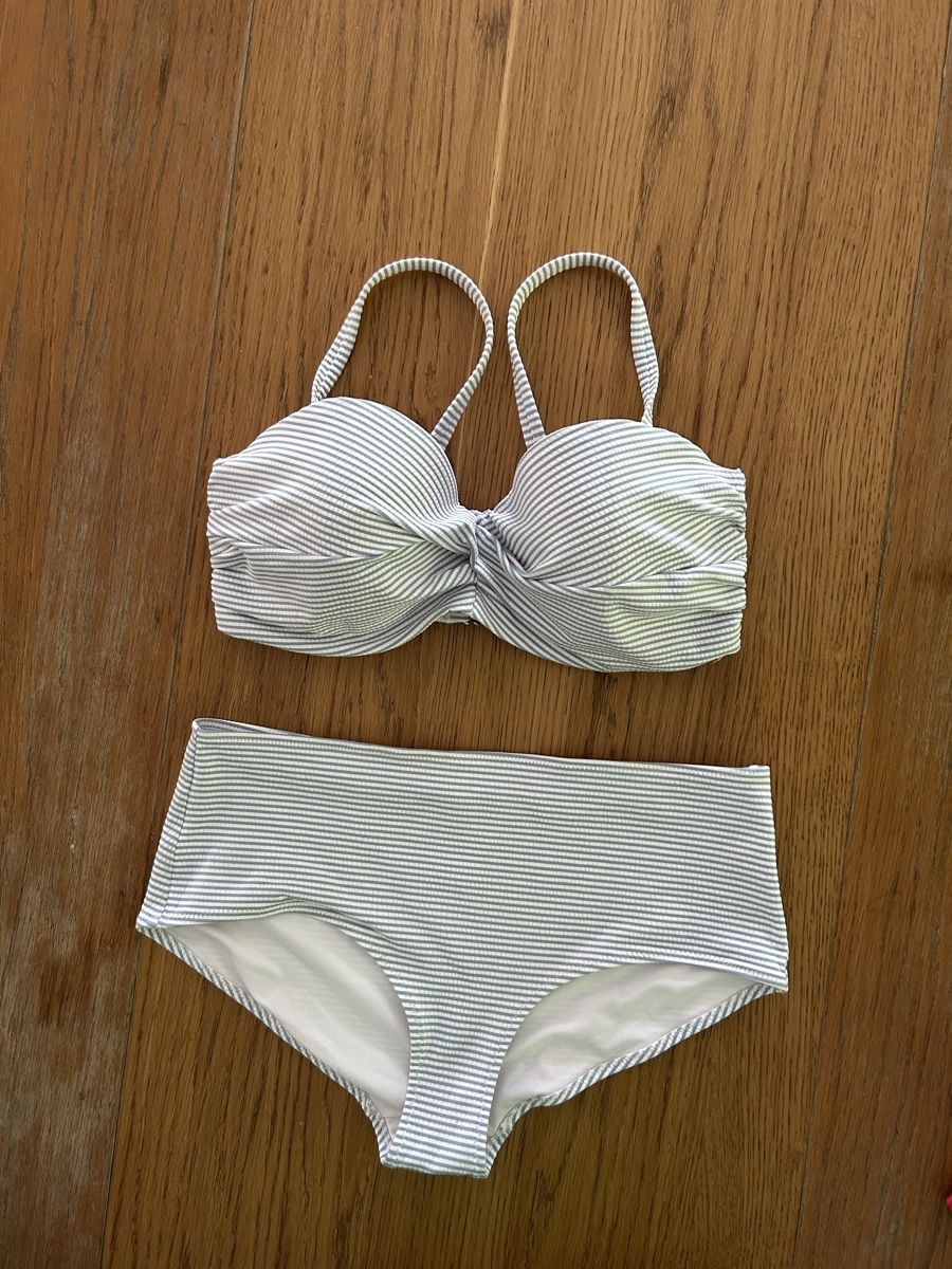 H&M Badekleider & Bikinis: 2 bikinis  – Gebraucht aus Lavey-Village von Ma79Vi