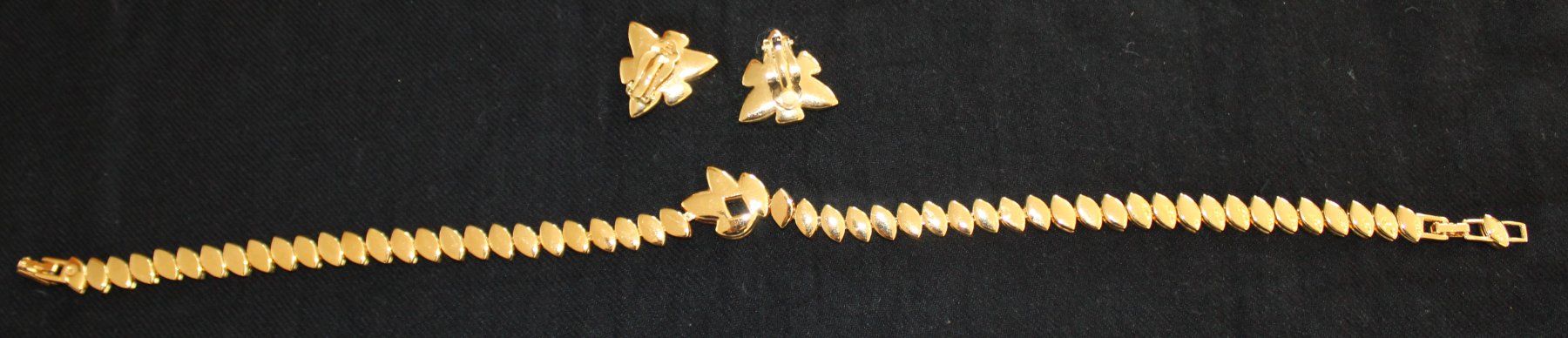 Sonstiger Schmuck: Kette und Ohrclips (CS) – Gebraucht aus Schaan von antikes_und_kurioses 4