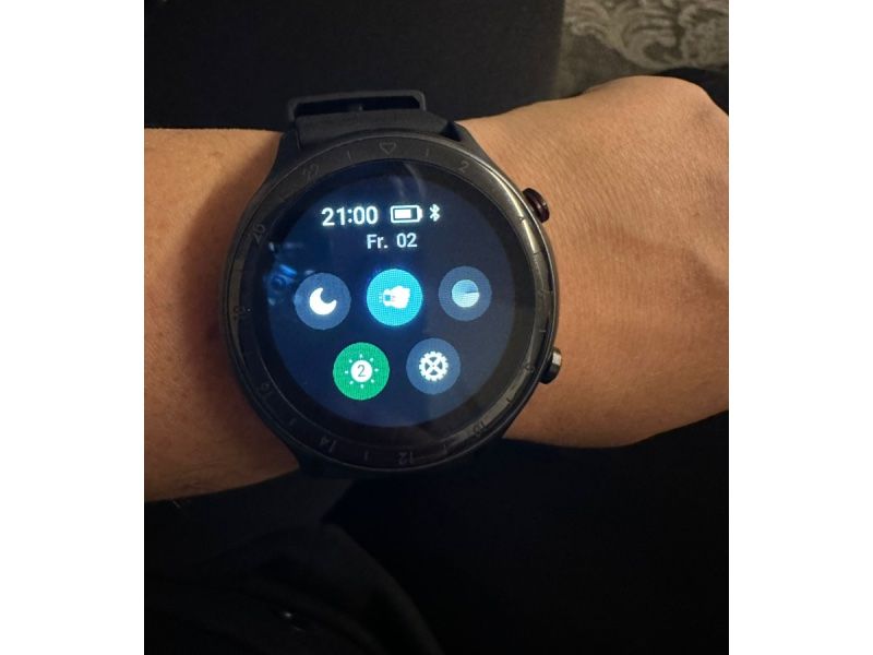 Smartwatch: neue Fit Coach Handy-Uhr – Neu und originalverpackt aus Necker von liq24 1