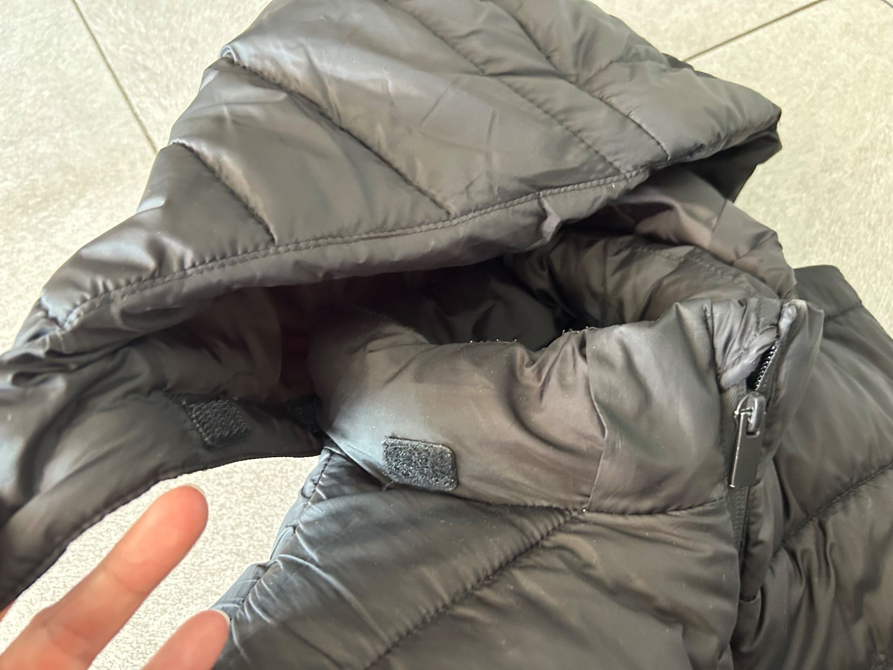 H&M Altro abbigliamento per bambino: weste / gilet léger NOIR Gr.170 – Usato da Arbedo venduto da nadia1973 3