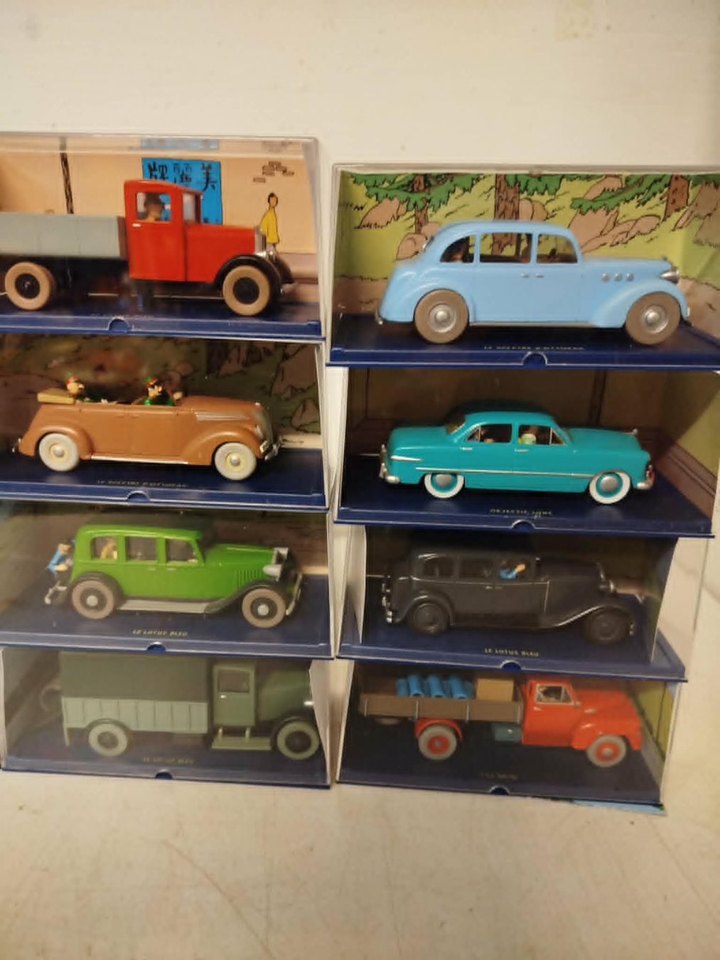 Modellini d'auto: Voiture Tintin - 59 pièces. – Usato da La Chaux-de-Fonds venduto da Emmaus2300CDF 2