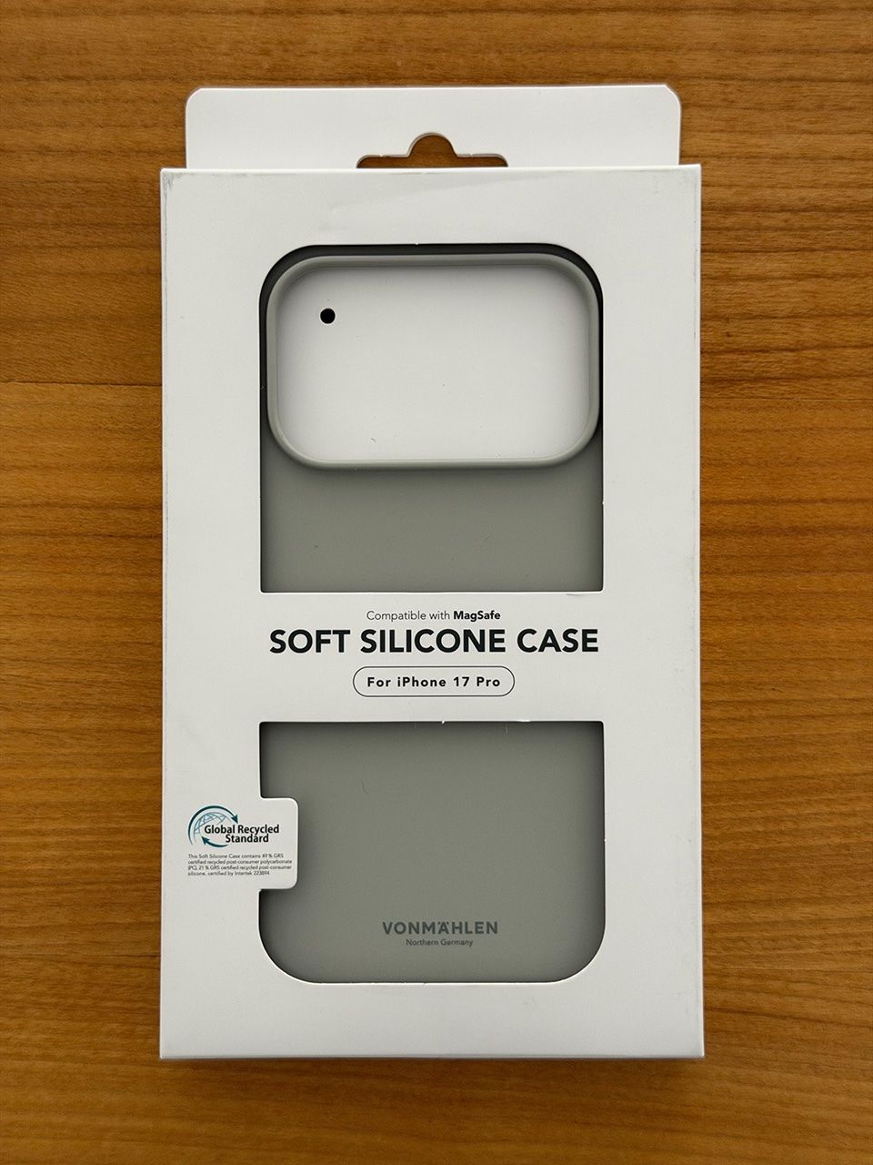 Covers & Schutzfolien: iPhone 17 Pro Vonmählen Silicone Case – Neu (gemäss Beschreibung) aus Chur von occora