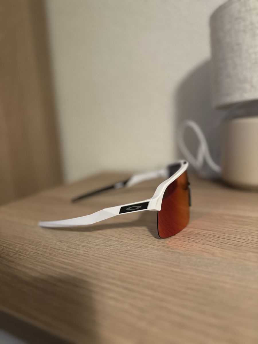 Oakley Occhiali & Lenti: Lunettes Oakley Sutro Lite – Nuovo (secondo la descrizione) da Bulle venduto da Miriammf_6 5