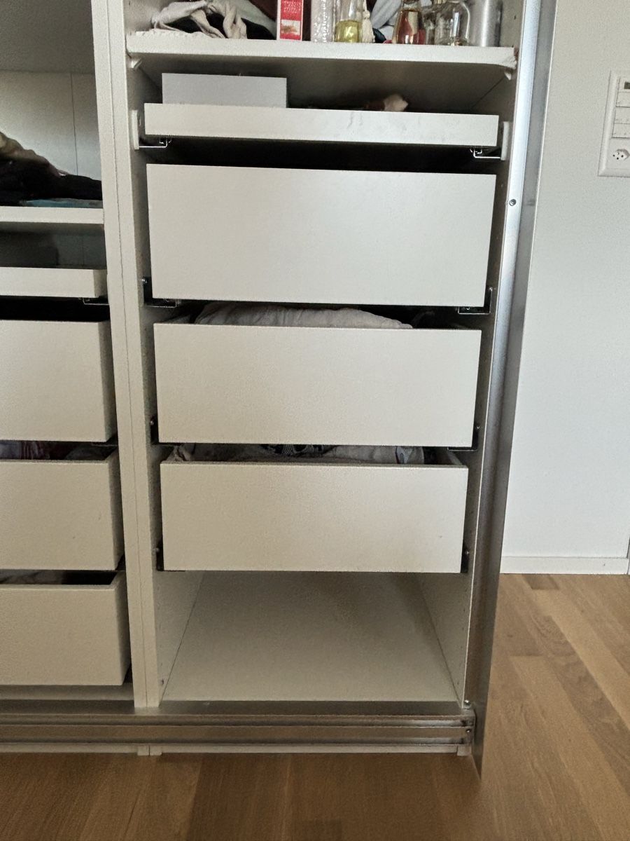 Ikea Armadi: IKEA PAX - 236x200x58 – Usato da Spreitenbach venduto da 94l_9shv 6