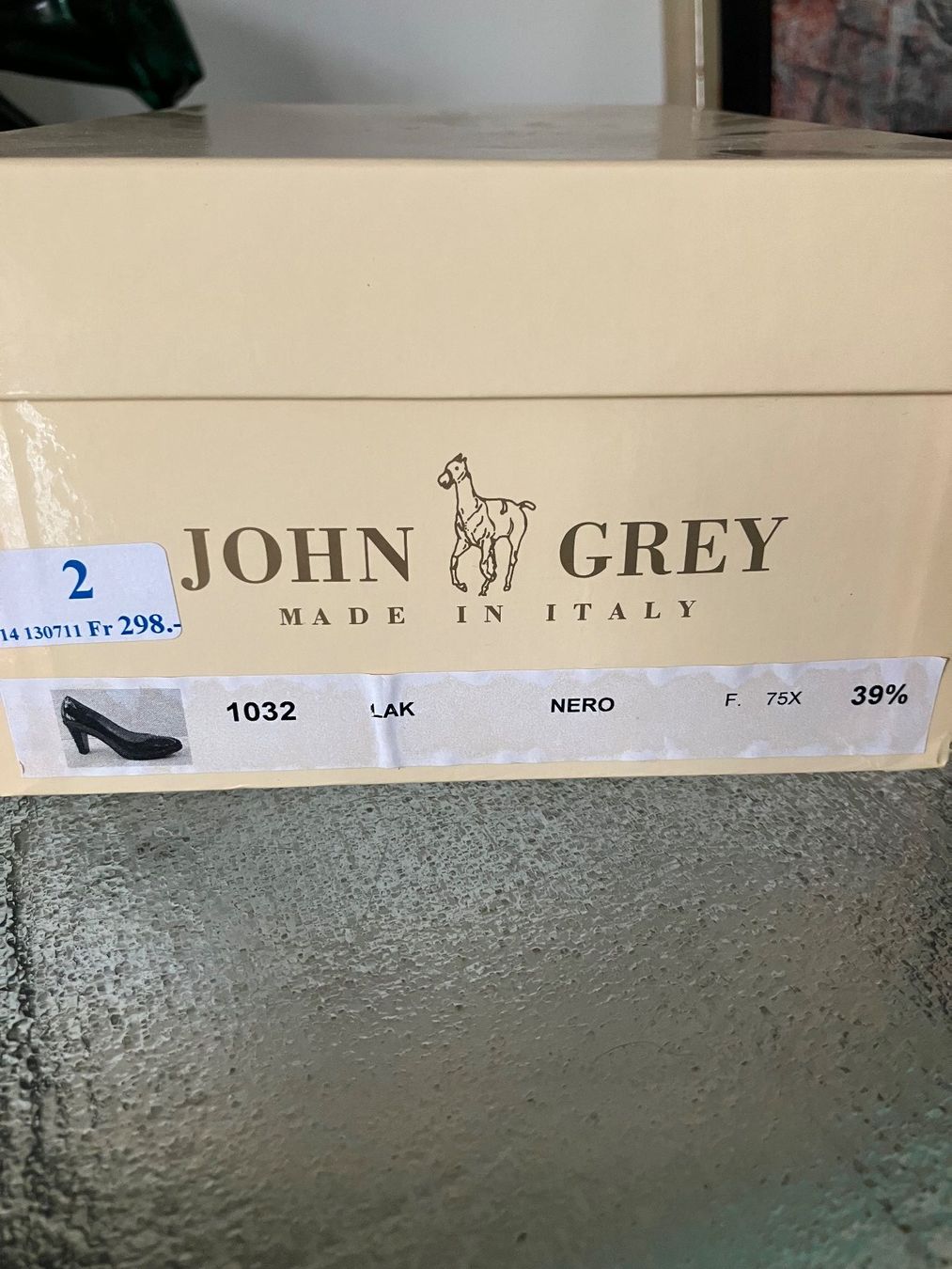 Scarpe da donna: Eleganti pumps vernice nera 39 – Usato da Rancate venduto da FiorAngela011 5