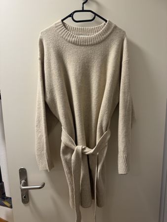 Edited Strickkleid, Beige, Gr. S/36 - Kuschelig für Herbst!