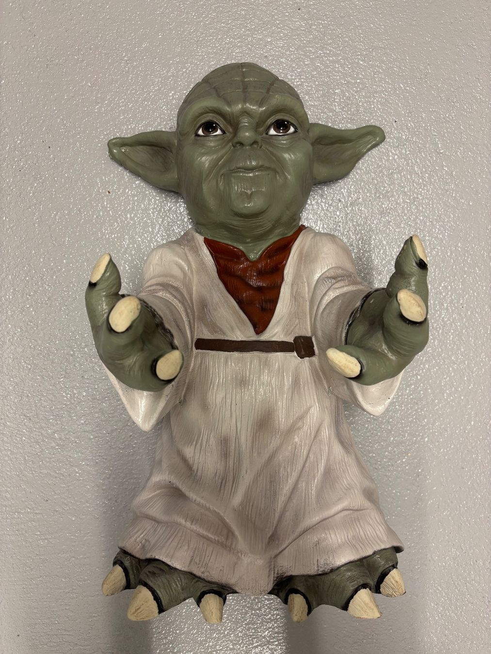Star Wars Statuette: Large styrofoam Yoda – Usato da Steinhausen venduto da Smitten_Vintage 1