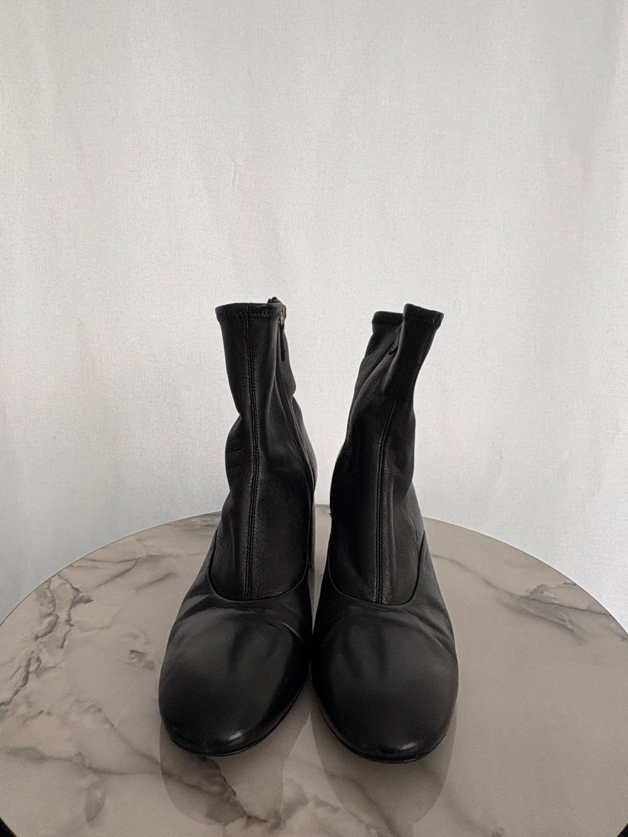 Chaussures femmes: Schwarze Stiefeletten Grösse 41 – D'occasion à Aesch BL par ang_6x29 1