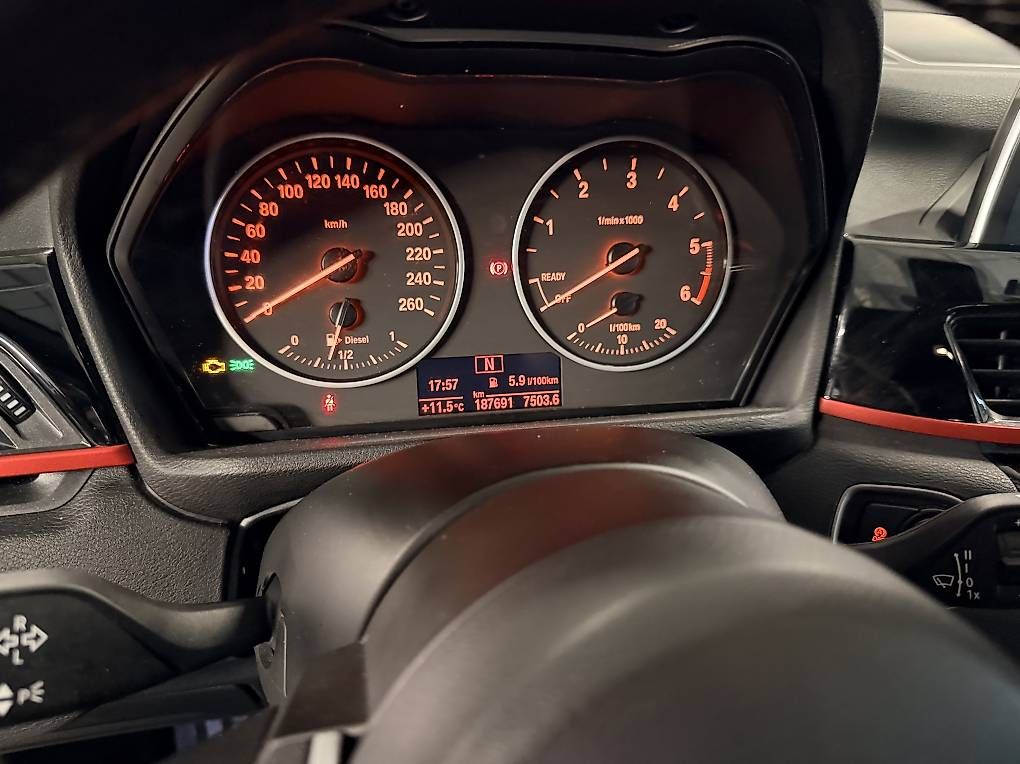 Autos: BMW X1 – D'occasion à Savigny par Martial-le-Rabbin 3