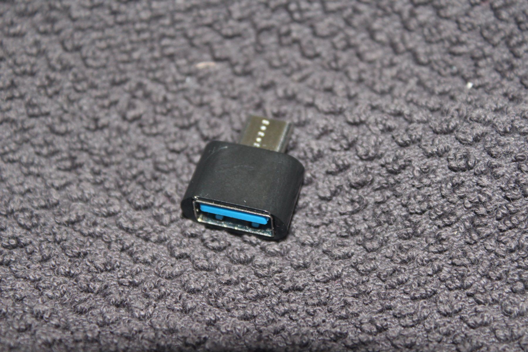 Unità & Adattatore: USB C auf USB A Adapter MacBook Buchse handy natel Smartphon – Nuovo (secondo la descrizione) da Kirchdorf AG venduto da Apost008