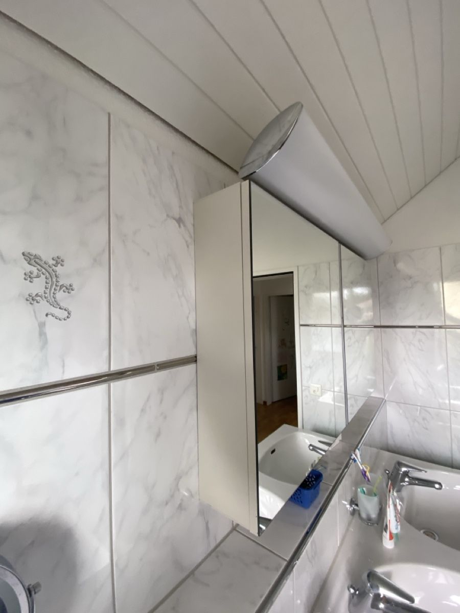 Armadietti a specchio: Spiegelschrank fürs Badezimmer – Usato da Dietlikon venduto da Michi8049 2