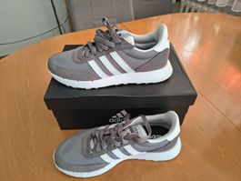 Adidas Sneaker grau weiss Grösse 39 1/3 neu