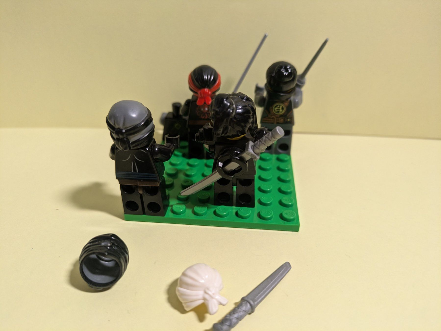 Lego Giocattoli: LEGO Ninjago Figuren Set – Usato da Bubikon venduto da el-ectronico 4