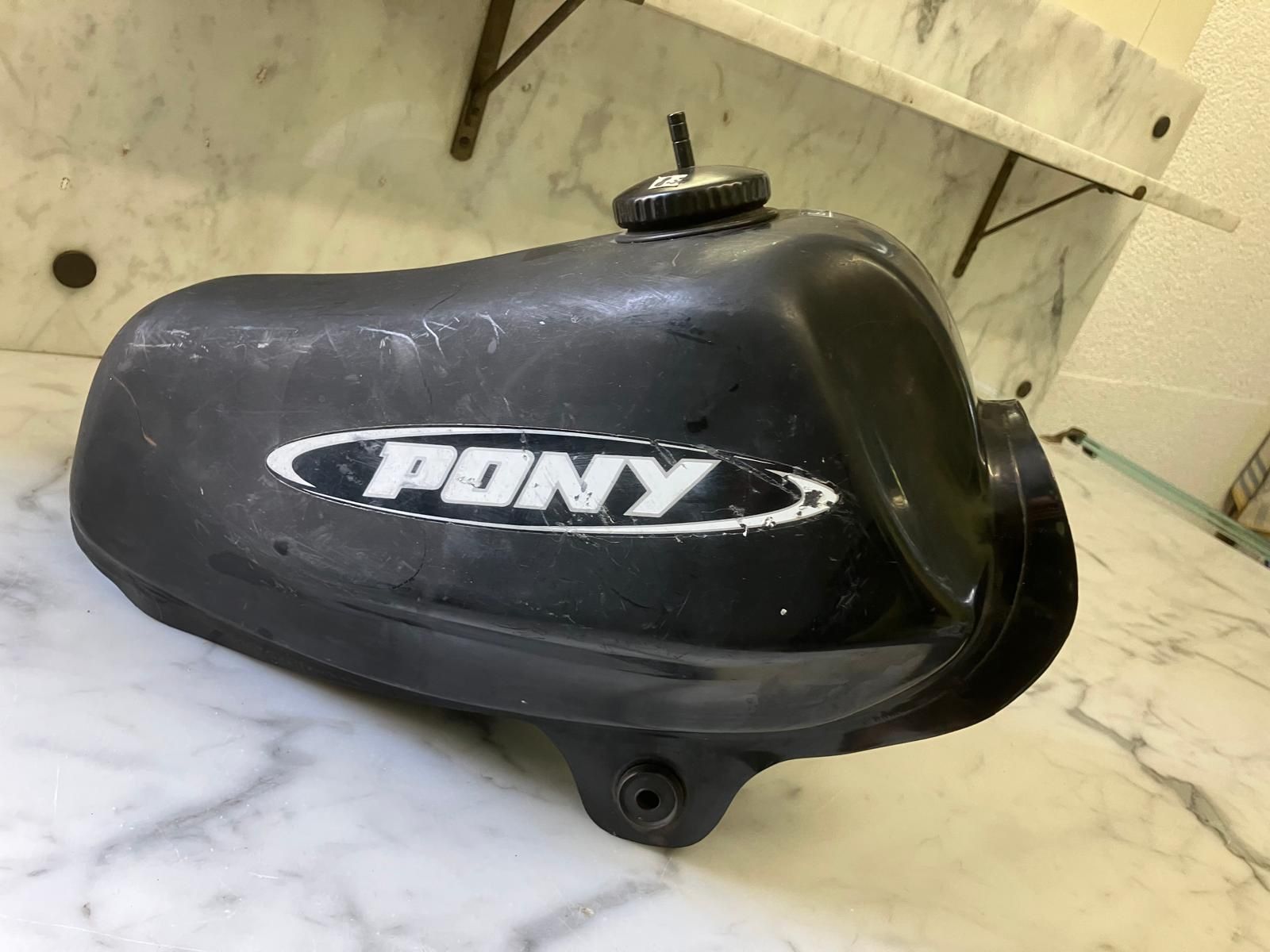 Pony Parti ricambio per ciclomotori: Pony Tank, Mofa/Töffli - Tank – Usato da Regensdorf venduto da 7ws8 2