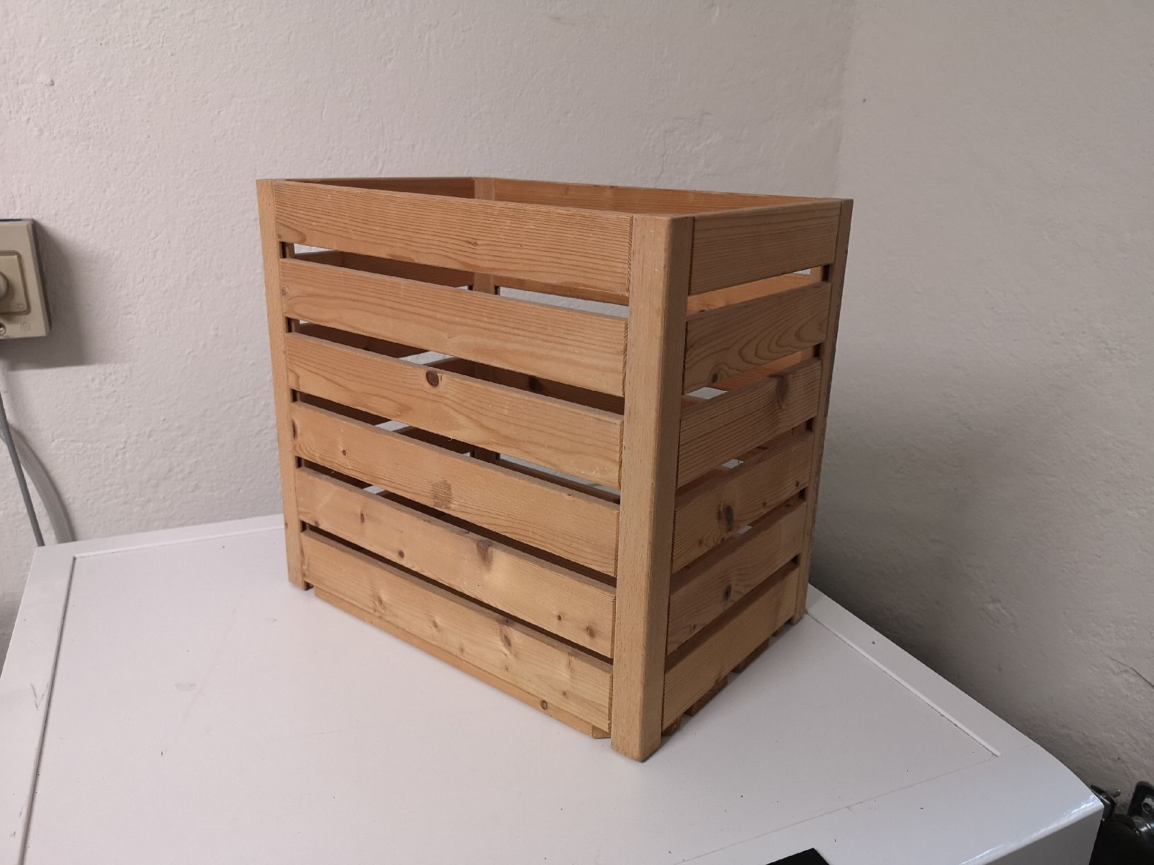 Casse di trasporto: Holzkiste 23x35 – Usato da Zürich venduto da xpecific