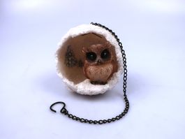 Deko-Schneekugel zum Hängen mit süsser Eule (Ø 10cm)
