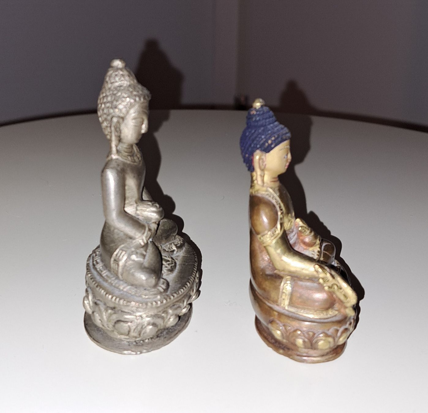 Statuette: 2 Buddha Figuren – Usato da Richterswil venduto da Viorella 3