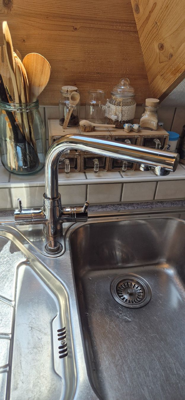 Brita Rubinetteria: Brita Küchen- Armatur WD3020 – Usato da Bowil venduto da Swissgren 1