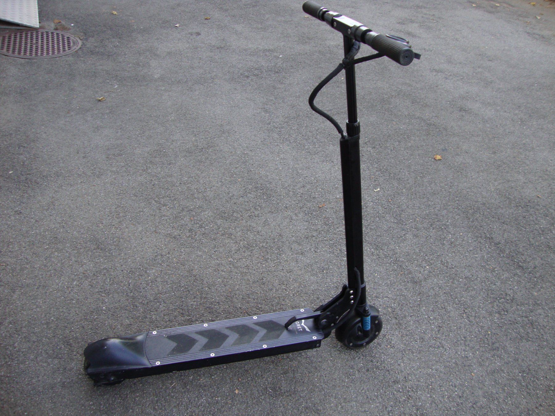 Kickboard: Elektro -Trottinett – Difettoso da Thun venduto da Velo-7