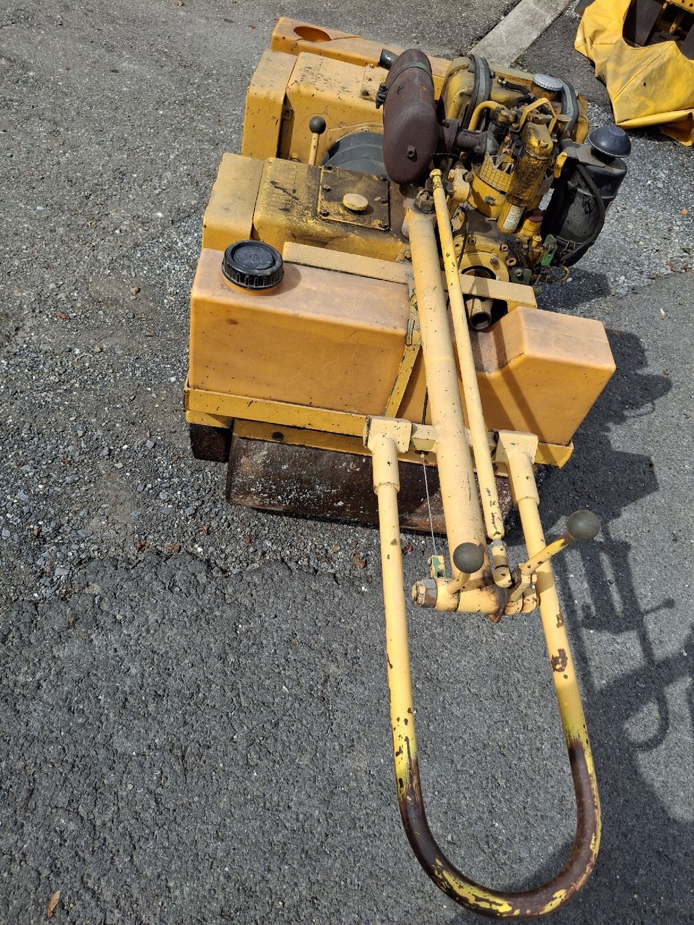 Toutes les machines: Walze Ammann – D'occasion à Oberiberg par Erich_Marty 2