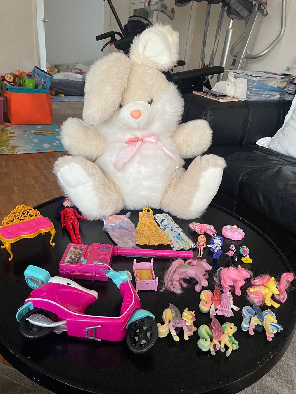 Hasbro Jouets: Spielzeugpacket – D'occasion à Niederhasli par sev_d7hq