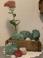 handmade-Deko m. Kürbis, nachhaltige Deko, Herbst Ziegelform