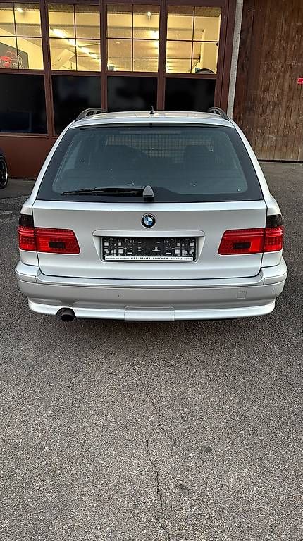 Automobili: BMW 520 E39 Deutsche Zulassung  – Usato da Münchwilen AG venduto da Vinnis 2