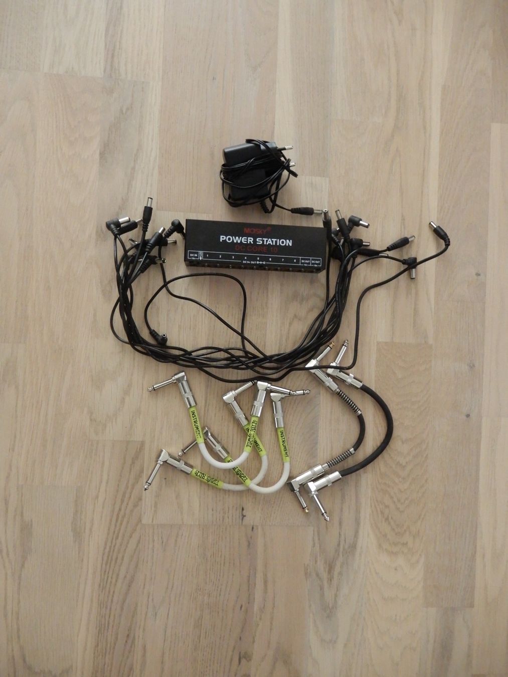 Instruments de musique: Power Station für Effect pedals – D'occasion à Volketswil par asda 1