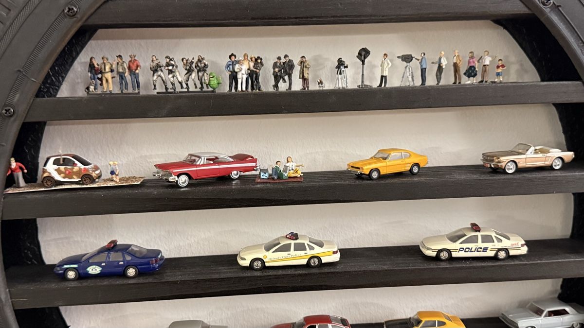 Modellautos: Modellautos und Figuren 1:87 – Gebraucht aus Basel von Zomeg 3