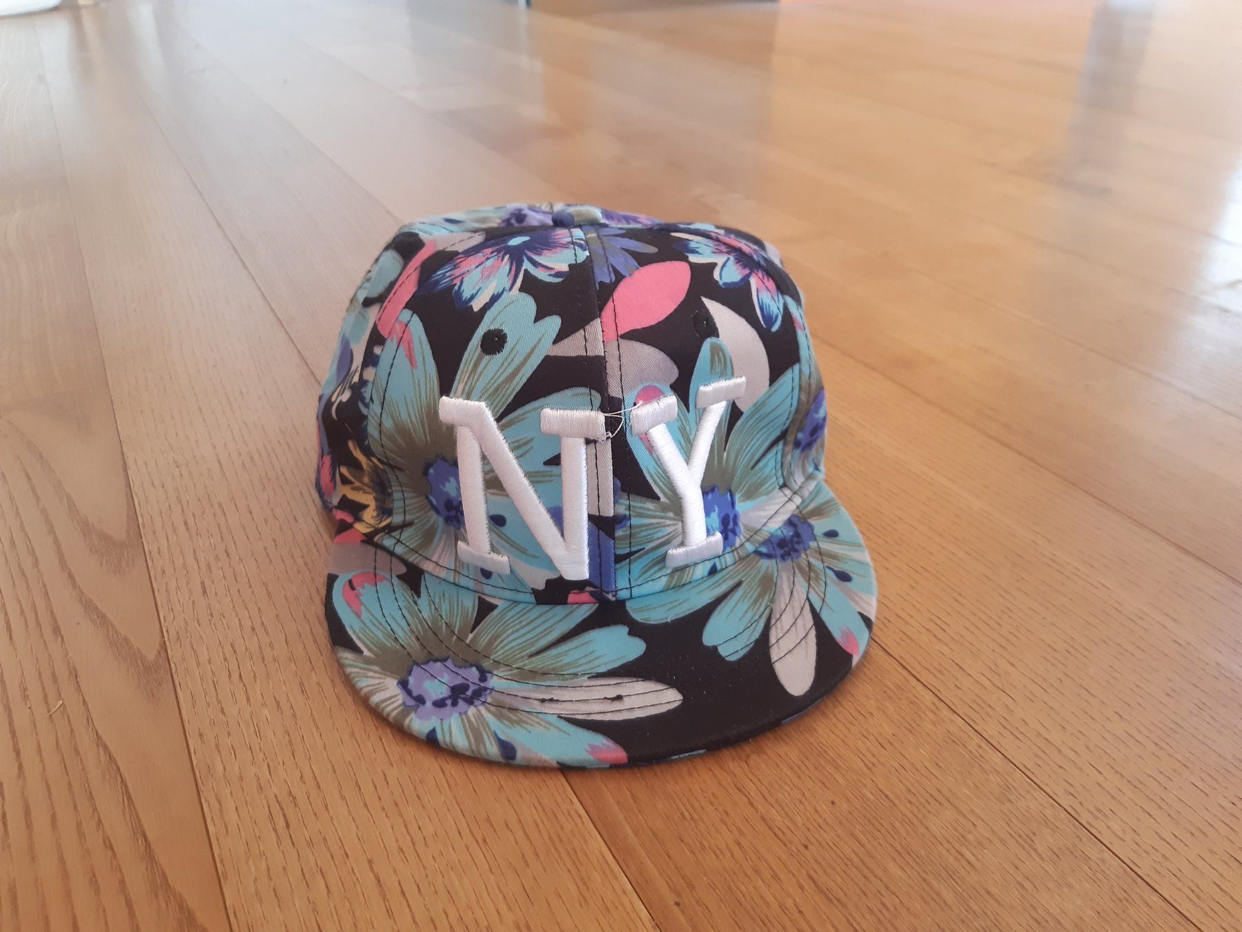 Altro abbigliamento per bambino: N.Y. Cap mit Flowerprint – Usato da Schötz venduto da irinananna