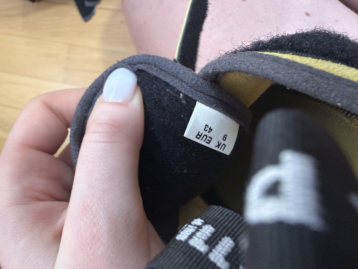 Scarpe da uomo: Kletterschuhe rock pillars große 43  – Usato da Bassersdorf venduto da vit_z9lt 5