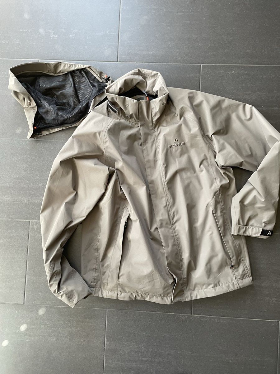 Jacken: Bergson Jacke – Gebraucht aus Zollikofen von Cludi848