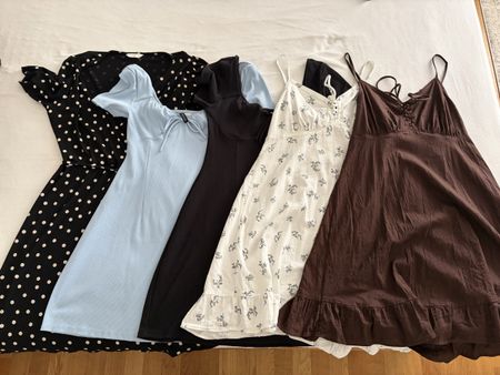 Diverse Sommerkleidchen (Grösse M / 40)