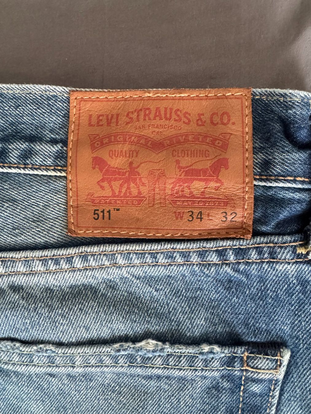 Levi's Jeans: Levi Jeans – Nuovo (secondo la descrizione) da Allenwinden venduto da ErRaf