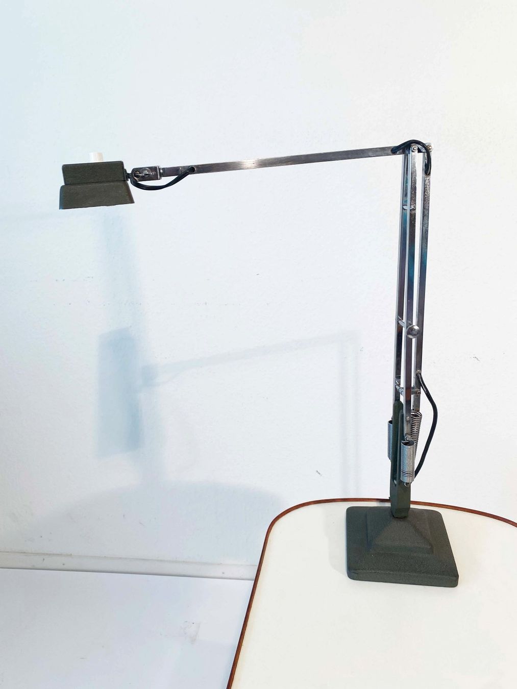 Bag Turgi Lampade: Omnifix Arbeitslampe BAG Turgi – Usato da Beringen venduto da Kultgut 3