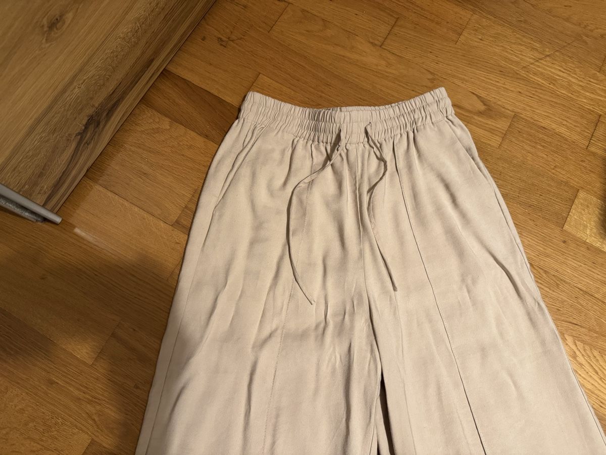 Someday Pantaloni: Wunderschöne Hose von Someday Grösse 36. – Usato da Adliswil venduto da StephanieAnnina 1