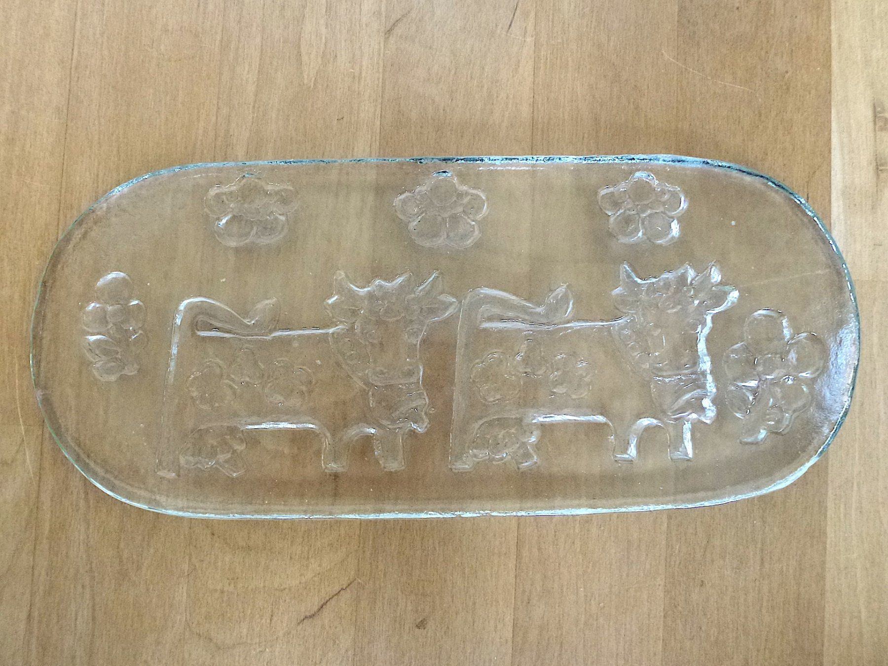 Servierplatten: Glasplatte mit Kühen - Glasi Hergiswil? – Gebraucht aus Zürich von Kalla36 5