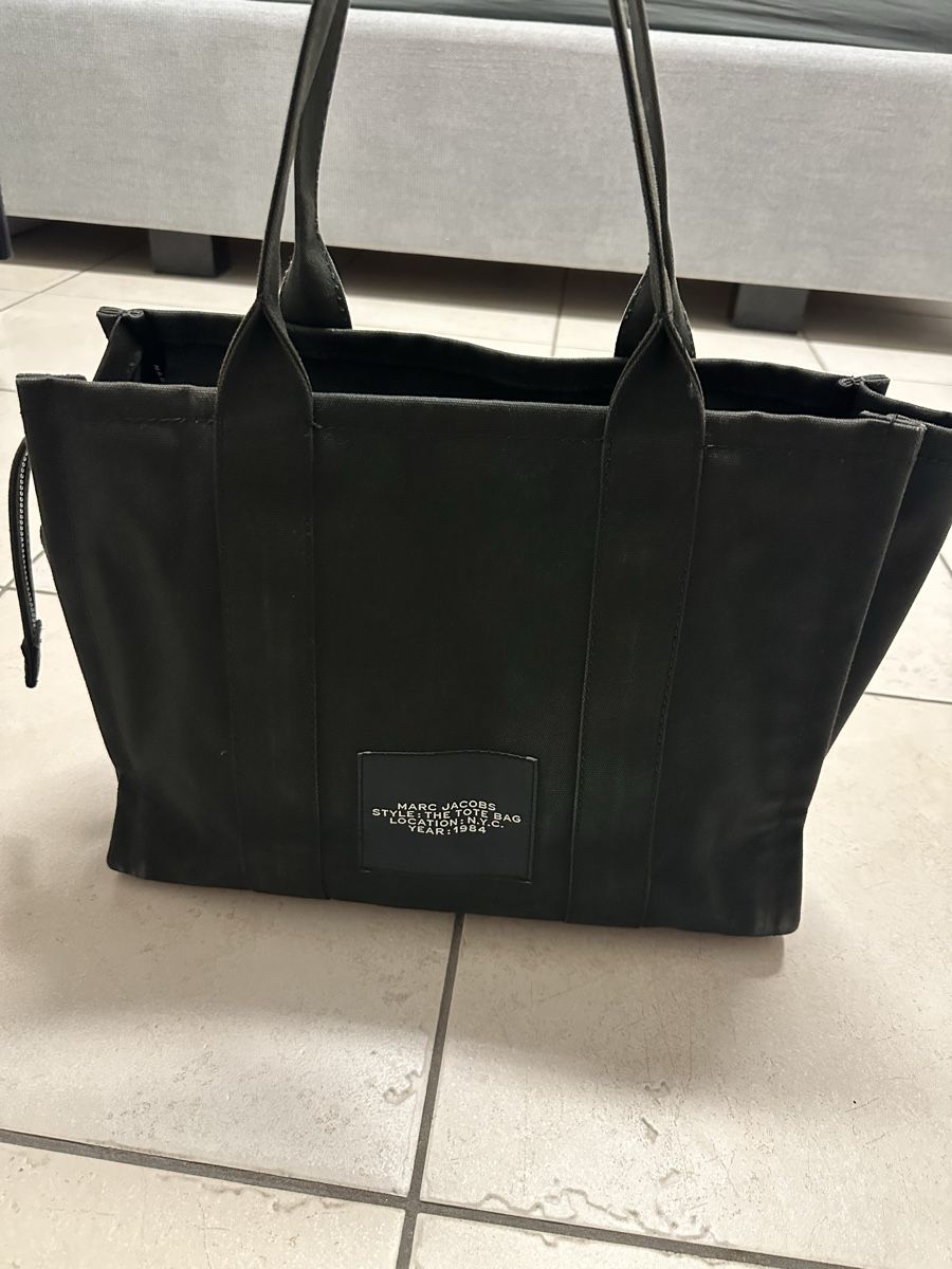 Marc Jacobs Taschen für Damen: Marc Jacobs The Tote Bag Large – Gebraucht aus Ipsach von ale_v82h 1