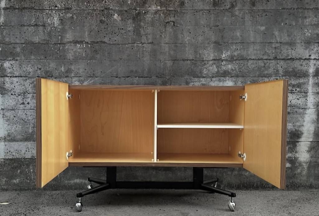 Kommoden: Elegantes Mid-Century Lowboard / Rollcontainer  – Gebraucht aus Zürich von ipalu