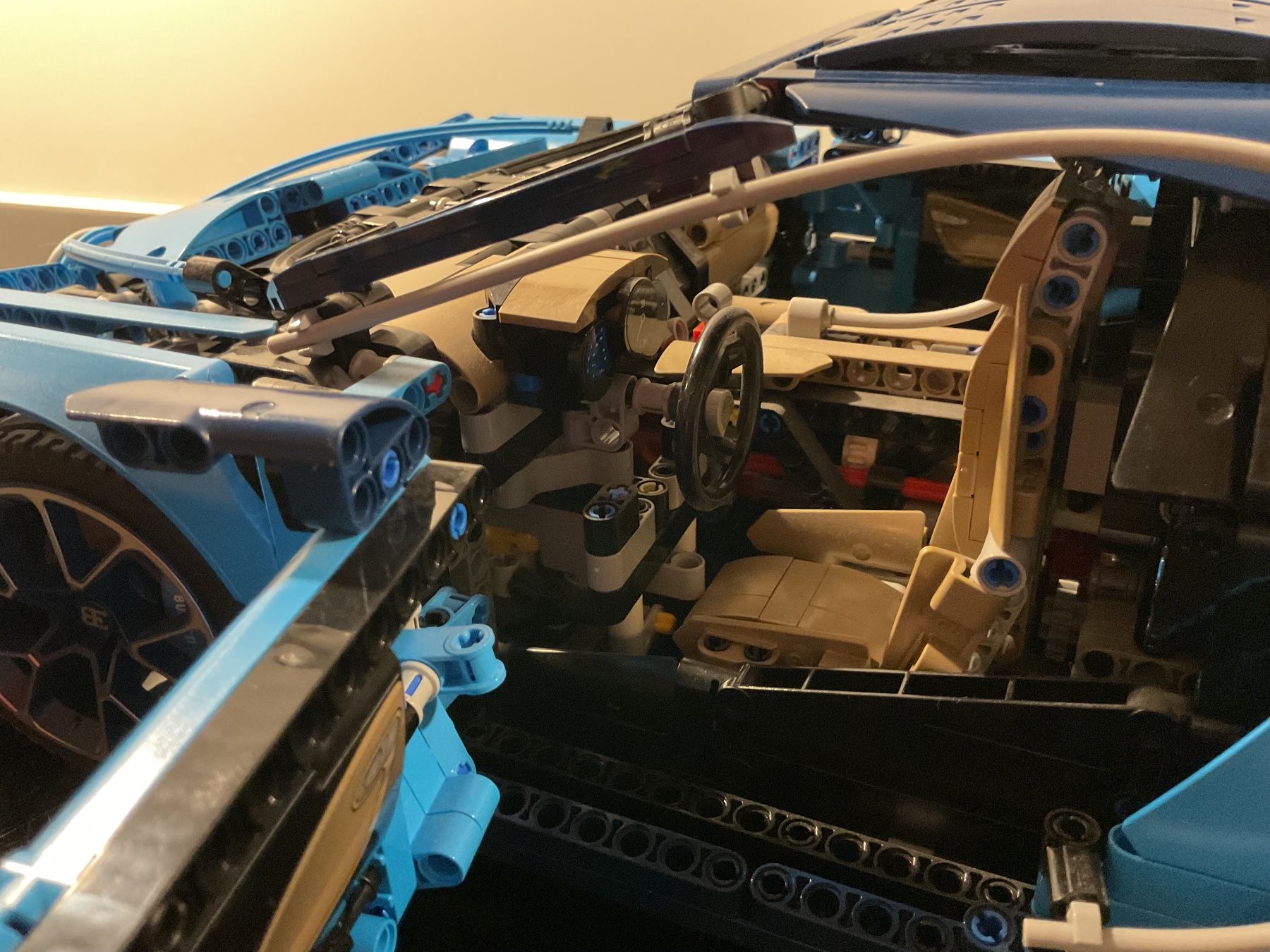 Lego Jeux de construction: Bugatti Chiron Lego 42083 – D'occasion à Siebnen par Hardy65 6